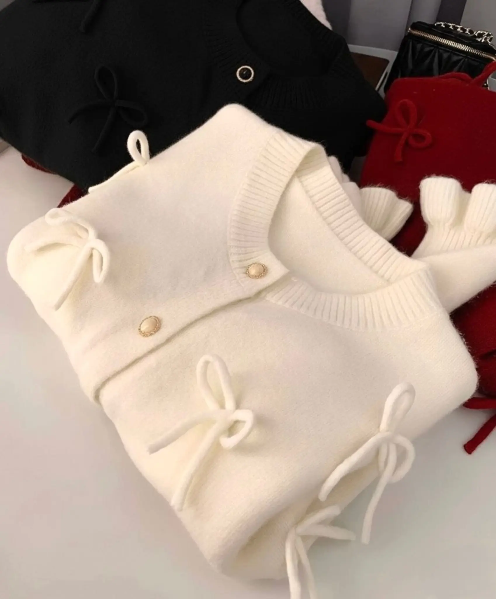 بافت جلودکمه پاپیون h1140