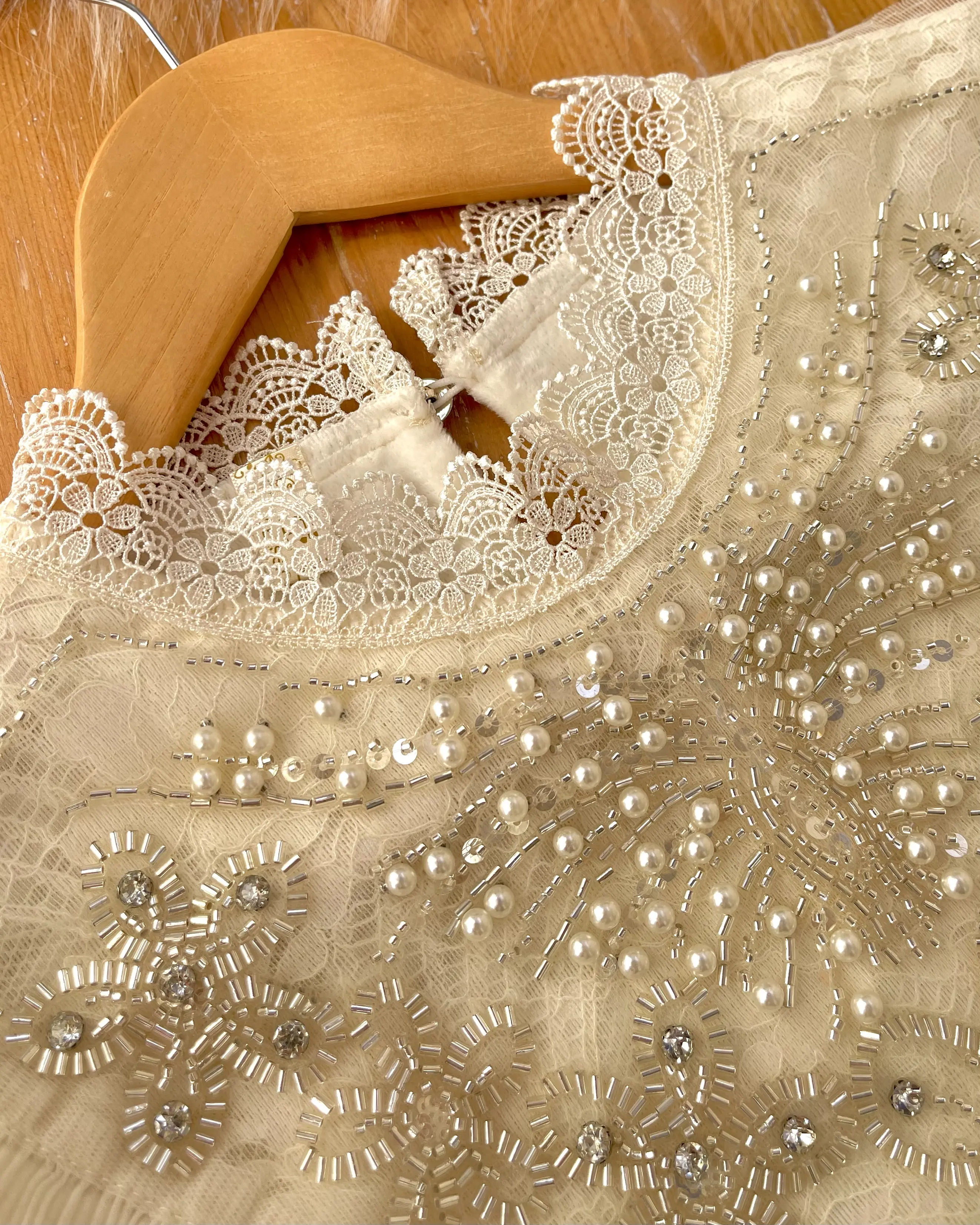 شومیز گیپور سنگ دوزی h1477